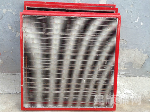 包邊條縫篩網(wǎng)應(yīng)用案例圖片2